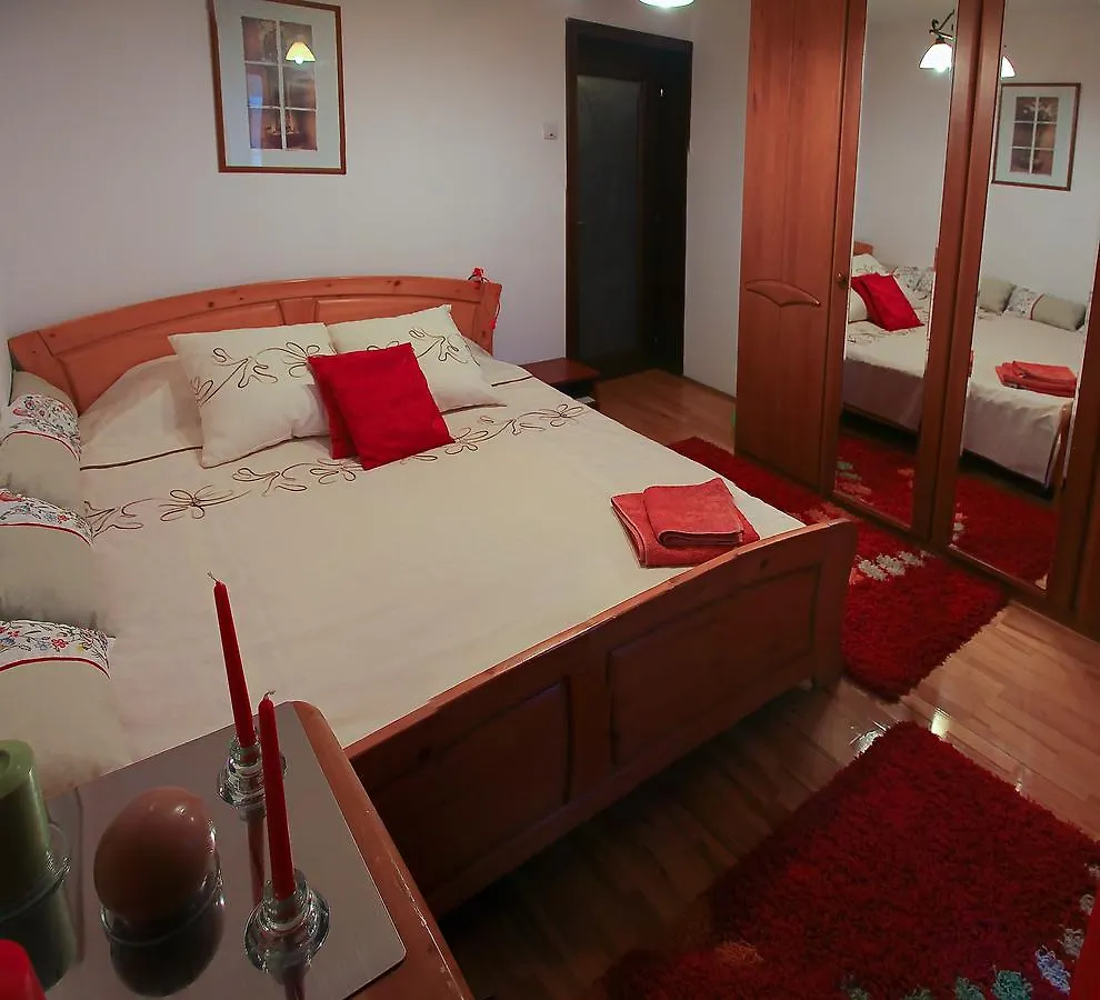 아파트 Suite Home Accommodation 부쿠레슈티